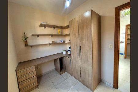 7_photo/94ce036b5d.04f4efb4ec0e2ec3-ATLAS-2b8df3d5-59f3-4712-8155-617930039a48.jpg de casa à venda com 3 quartos, 165m² em Campo Grande, Santos