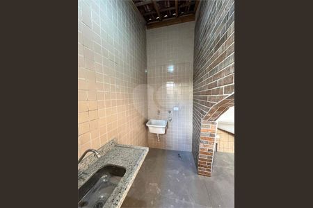 2_photo/94ce036bbf.31f8faead97f4406-ATLAS-2b905c1b-a258-4b3d-9b66-0dcd8b222f12.jpg de casa à venda com 2 quartos, 105m² em Campo Grande, Santos