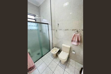 5_photo/94ce036bd9.4b1885837c1b9428-ATLAS-52b0a5e3-8f39-4e8a-aad8-7b0e5f5bffb0.jpg de casa à venda com 6 quartos, 450m² em Marapé, Santos