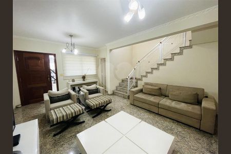 10_photo/94ce036bd9.4b1885837c1b9428-ATLAS-8c83768a-b0b7-414c-bbf0-2f7e5c2d5ac5.jpg de casa à venda com 6 quartos, 450m² em Marapé, Santos