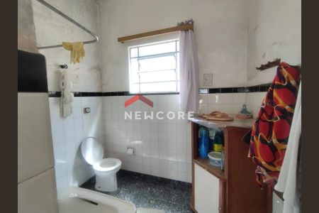 3_photo/94ce036be3.6c5c93e045adfc60-ATLAS-082d2f15-3cd6-48e1-931a-aed8b67ef53e.jpg de casa à venda com 4 quartos, 220m² em Vila Belmiro, Santos