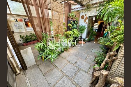 9_photo/94ce036d3d.ef9097c2fd5b064b-ATLAS-e1cc5bc7-8a83-4ad4-839b-355028bdc5fe.jpg de casa à venda com 9 quartos, 360m² em Campo Grande, Santos