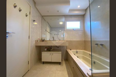 38_photo/94ce036d5b.fe96b63aec789ef1-ATLAS-55d64e6c-bf04-43f4-a2ec-7e46b2655e2b.jpg de casa à venda com 4 quartos, 400m² em Campo Grande, Santos