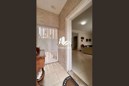 5_photo/94ce036db3.c696d6dfecea6f1c-ATLAS-a1f4c93b-60f4-42e2-83b0-151b675a1c92.jpg de casa à venda com 3 quartos, 172m² em Campo Grande, Santos