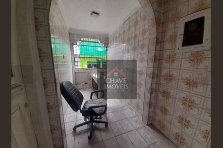 7_photo/94ce036dc3.f52bb8a03dcc63bc-ATLAS-7366f392-d9b3-4d11-a0bb-d6bd0bb0c92c.jpg de casa à venda com 3 quartos, 207m² em Marapé, Santos