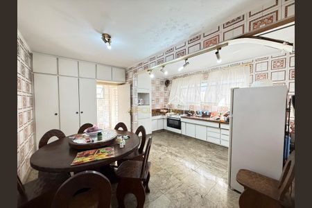 13_photo/94ce036e33.c02c4b3a890e45ba-ATLAS-3e7a61ee-bc99-48eb-aef5-db952b1e1b70.jpg de casa à venda com 4 quartos, m² em Vila Belmiro, Santos