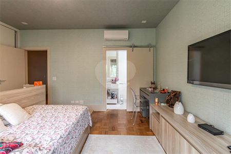 3_photo/94ce036e4f.e6e1c947b02cf8fb-ATLAS-2752baf2-e6ae-491d-b193-ad5b84aaa691.jpg de casa à venda com 3 quartos, 380m² em Vila Belmiro, Santos