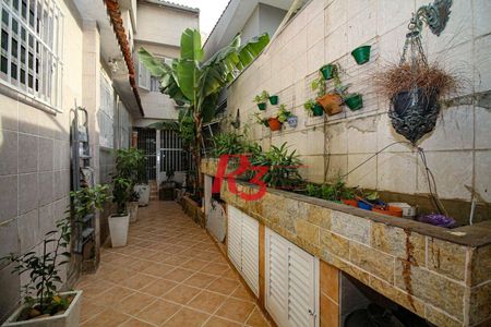 4_photo/94ce036e61.b88c9f23dde11cca-ATLAS-b339e958-080d-45b9-afb0-b52bfe46ad05.jpg de casa à venda com 3 quartos, 350m² em Vila Belmiro, Santos