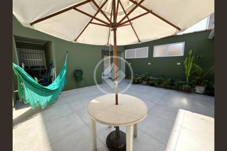 3_photo/94ce036e67.1c5ee5b12bdcf8f7-ATLAS-1a424f4e-18d1-4636-b48e-2265f0ec211e.jpg de casa à venda com 3 quartos, 189m² em Vila Belmiro, Santos