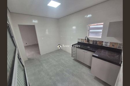 4_photo/94ce036e7f.c202053c0eb79174-ATLAS-b18388b4-3d2c-4995-bf2f-347bb6b6cf83.jpg de casa para alugar com 2 quartos, 70m² em Vila Belmiro, Santos