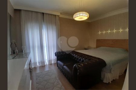 5_photo/94ce036e8b.b2c1f66c79c6256c-ATLAS-292e5405-2585-4931-9a8c-2fc2b5bcff82.jpg de casa à venda com 3 quartos, 350m² em Vila Belmiro, Santos