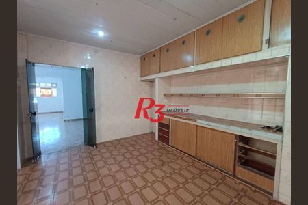 14_photo/94ce036ec3.c696d6dfecea6f1c-ATLAS-4ccbd5e8-bc76-4a7f-a2e8-1c460da077e5.jpg de casa à venda com 4 quartos, 248m² em Vila Belmiro, Santos