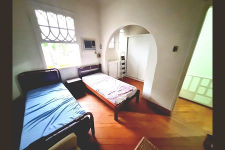 15_photo/94ce036eef.70d34e1d457a0501-ATLAS-c7fef159-c528-4f3c-aacb-7ad3352b691d.jpg de casa à venda com 3 quartos, 208m² em Vila Belmiro, Santos