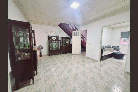 4_photo/94ce036eef.96e81d73ac213d8c-ATLAS-b23545d0-3a97-4c22-8f7d-4de500ec5351.jpg de casa à venda com 3 quartos, 272m² em Vila Belmiro, Santos