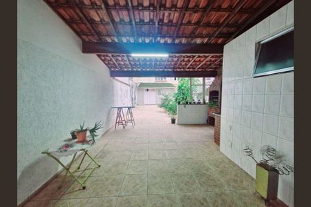 31_photo/94ce036eef.96e81d73ac213d8c-ATLAS-ce78fc9c-4f13-417c-8ad5-180e229ef703.jpg de casa à venda com 3 quartos, 272m² em Vila Belmiro, Santos