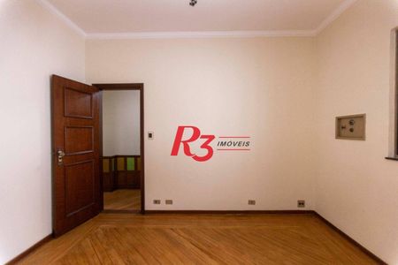 11_photo/94ce036f03.e76357d8851c7609-ATLAS-625f5e16-cc55-4447-8d7d-6df4dff0faa2.jpg de casa para alugar com 4 quartos, 227m² em Vila Belmiro, Santos