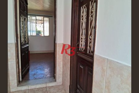 7_photo/94ce036f3f.f861ecc718bdcbd7-ATLAS-22db616e-ad77-4275-b86b-7f0b438c5be3.jpg de casa à venda com 4 quartos, 164m² em Vila Belmiro, Santos