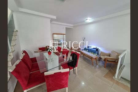 4_photo/94ce037009.1d0d827e26d2d819-ATLAS-0ece15b3-ecbf-4224-81d5-cf366eb3e6e1.jpg de casa à venda com 4 quartos, 317m² em Vila Matias, Santos