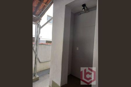 6_photo/94ce037169.b8a9f91cb517b5ed-ATLAS-e465bb4f-0647-49ca-9f7a-20a8e9f47fc7.jpg de casa à venda com 1 quarto, 436m² em Gonzaga, Santos