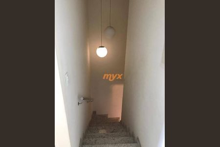 5_photo/94ce0371f5.ec846324cd2779e8-ATLAS-bd8b68ee-d06f-4d7f-a3d7-c5ba3bf68aad.jpg de casa à venda com 3 quartos, 150m² em Vila Matias, Santos