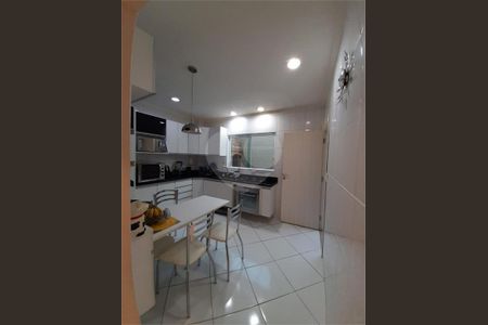 4_photo/94ce0371fd.3faa1895dd9a36aa-ATLAS-1a3264fa-9c9a-49f8-9387-cbdc3b7f111f.jpg de casa à venda com 3 quartos, 150m² em Vila Matias, Santos