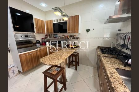 3_photo/94ce037295.a095ebe9a9b9d05b-ATLAS-577eae96-e3c1-4690-8d86-fbdb1e8564b8.jpg de casa à venda com 3 quartos, 154m² em Campo Grande, Santos