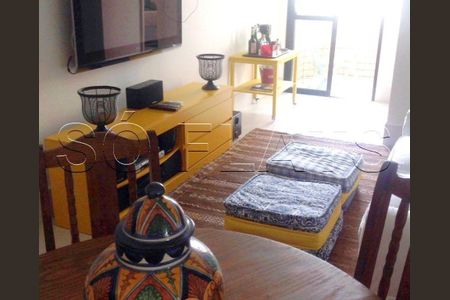 4_photo/94ce037331.90bd9ce7e18c11b8-ATLAS-c9f0b5d3-bb8b-49b6-9d6b-71ec15a97a10.jpg de apartamento à venda com 1 quarto, 55m² em Encruzilhada, Santos