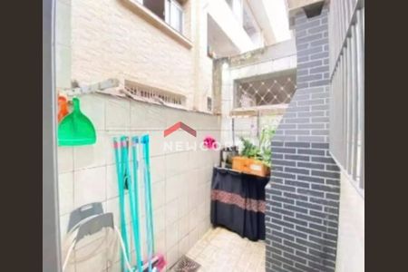 8_photo/94ce037409.6c623372c172fc17-ATLAS-eec2ba0c-8c8b-4359-adcd-c9bf984ad75c.jpg de casa à venda com 2 quartos, 70m² em Vila Matias, Santos