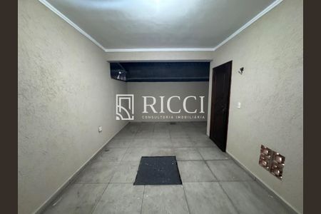 13_photo/94ce03744b.d939fc3fa24cd536-ATLAS-b153724d-407e-49a4-87f8-eb1e67b29a57.jpg de casa à venda com 2 quartos, 82m² em Encruzilhada, Santos
