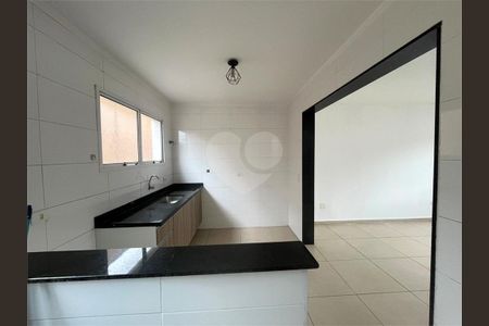 5_photo/94ce03744b.df2406aa61ba3211-ATLAS-8131e0fb-1c5a-47d2-ac04-d2f488ad6d54.jpg de casa à venda com 2 quartos, 90m² em Encruzilhada, Santos