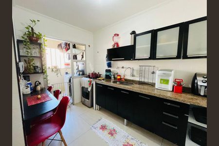 8_photo/94ce0374db.f560eebeac55cbfa-ATLAS-5fa159fd-ad58-4f94-95ac-8e0f2d21f5d4.jpg de apartamento à venda com 2 quartos, 70m² em Encruzilhada, Santos