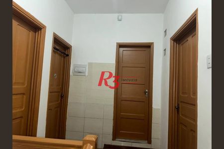 5_photo/94ce0375eb.e98ed2530eefd725-ATLAS-4d847d91-d6ca-4aba-810d-c3f2badb4c69.jpg de casa à venda com 6 quartos, 223m² em Vila Matias, Santos