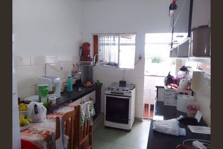 12_photo/94ce0375fb.36e1ff1d4a65d848-ATLAS-d49435a5-b48b-4d2d-8a3f-31a8a39230dd.jpg de apartamento à venda com 2 quartos, 72m² em Vila Matias, Santos