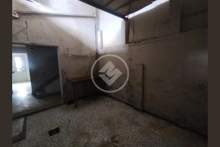 13_photo/94ce0376cf.a49d907f0912b726-ATLAS-33b4a60d-bb13-4cd8-bfd1-4fd2e540b605.jpg de casa à venda com 2 quartos, 88m² em Vila Matias, Santos