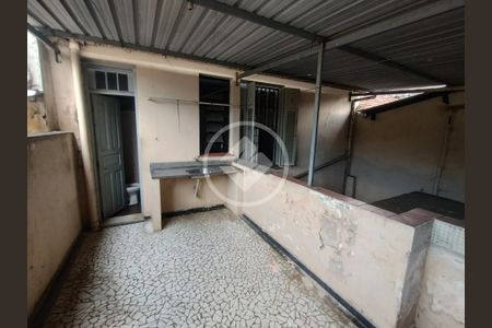 1_photo/94ce0376cf.a49d907f0912b726-ATLAS-b72cca6f-4890-46ee-b83f-85d64bd7c657.jpg de casa à venda com 2 quartos, 88m² em Vila Matias, Santos