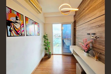 10_photo/94ce037719.b03db75d9dc87cd6-ATLAS-7d4f8d8a-0872-417f-b1d9-a12062e07c27.jpg de apartamento à venda com 1 quarto, 51m² em Vila Matias, Santos