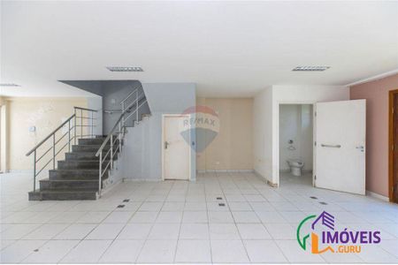 6_photo/94ce0377b3.cd7643520c7b3c95-ATLAS-803af5f6-5aa4-49e7-8ea6-552fc192c4fa.jpg de casa à venda com 3 quartos, 400m² em Vila Matias, Santos