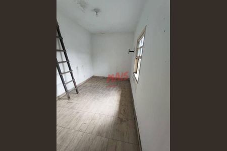 2_photo/94ce0377f9.74a96c0b2c4b8c29-ATLAS-0b1b5aa5-7b63-4259-a4bd-dd95f9f9a9aa.jpg de casa à venda com 4 quartos, 135m² em Vila Matias, Santos