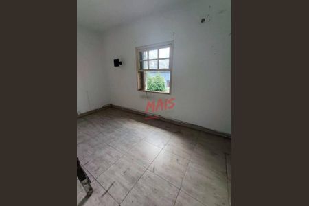 6_photo/94ce0377f9.74a96c0b2c4b8c29-ATLAS-2bfbdd7f-4905-4d29-91df-8d94312c1295.jpg de casa à venda com 4 quartos, 135m² em Vila Matias, Santos