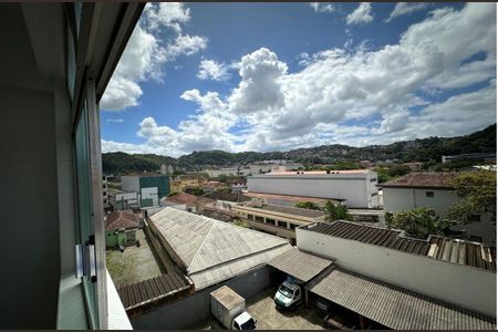 10_photo/94ce037ac3.2f15d505e37c7ac5-ATLAS-d6101f2d-53f5-40a3-b075-c7cb7f7cdf2f.jpg de casa à venda com 1 quarto, 49m² em Vila Matias, Santos