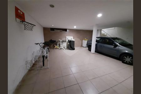 2_photo/94ce037ac3.b7a28b76476596d7-ATLAS-a33c421b-e4c4-46f1-a28f-fd2b9568f9d9.jpg de casa à venda com 3 quartos, 150m² em Vila Matias, Santos