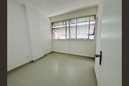 5_photo/94ce037bb5.f87c5f63b588f4d4-ATLAS-918ee91f-74e2-4342-8062-6ea011c6fa7d.jpg de apartamento à venda com 2 quartos, 85m² em Vila Matias, Santos