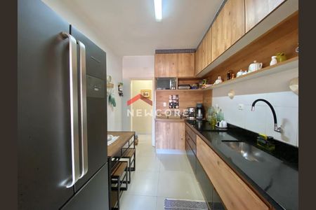 12_photo/94ce0392af.5a85c5bdfef41cf9-ATLAS-62daea6e-5d7c-4f10-aa94-3ef895f0995d.jpg de apartamento à venda com 4 quartos, 127m² em Jardim Cunhambebe (Vicente de Carvalho), Guarujá