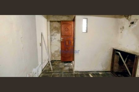 3_photo/94ce039e87.e6f02a1e96aef2b1-ATLAS-26a9da98-27f9-4665-8bc1-e28e7eb776a2.jpg de casa à venda com 3 quartos, 142m² em Vila Matias, Santos