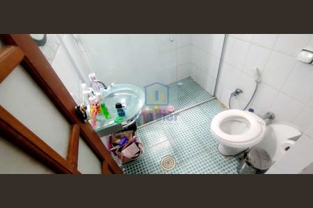 3_photo/94ce039e87.e6f02a1e96aef2b1-ATLAS-33067e6d-012a-4b6c-85eb-db39bd9458ff.jpg de casa à venda com 3 quartos, 142m² em Vila Matias, Santos