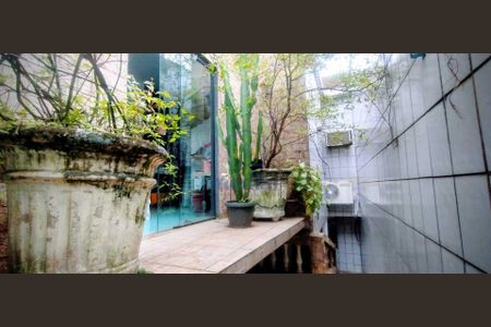 14_photo/94ce039e87.e6f02a1e96aef2b1-ATLAS-d20936a7-5a2a-490d-b3df-9f967f33efc0.jpg de casa à venda com 3 quartos, 142m² em Vila Matias, Santos