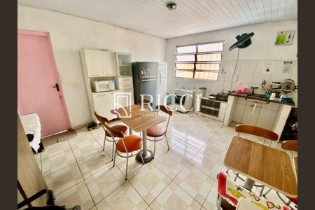 9_photo/94ce039e99.07671446921f2772-ATLAS-68f9ee9c-3ba4-4650-b42e-93de0563fb4e.jpg de casa à venda com 9 quartos, 270m² em Vila Matias, Santos