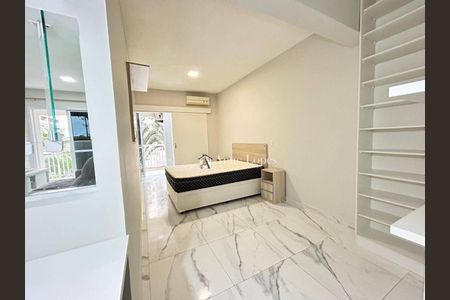 6_photo/94ce039eb9.de7f1e39899531ac-ATLAS-9a1a7e1c-2a4c-4e95-8293-dd5a7bee7200.jpg de apartamento à venda com 1 quarto, 50m² em Vila Matias, Santos