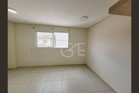 5_photo/94ce039f71.ddd2e01ba80b37d3-ATLAS-25429b63-8ded-47bb-93dc-9ee6459cec86.jpg de casa à venda com 2 quartos, 90m² em Vila Matias, Santos