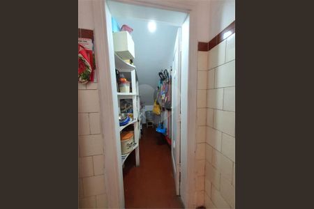 2_photo/94ce03a08d.98aa73114e05fd3e-ATLAS-00fb3262-0b54-450a-ad6c-b6d5e7eccc03.jpg de casa à venda com 3 quartos, 173m² em Macuco, Santos